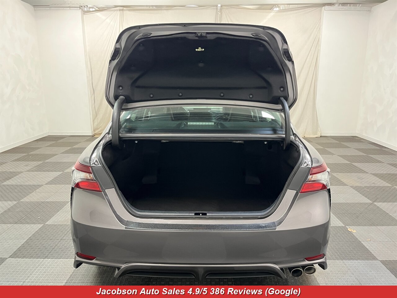 2024 Toyota Camry SE - Photo 42 - Oshkosh, WI 54901