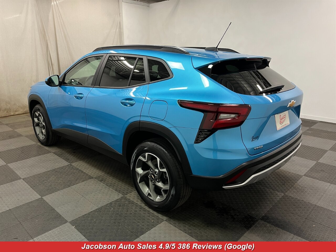2025 Chevrolet Trax LT - Photo 46 - Oshkosh, WI 54901