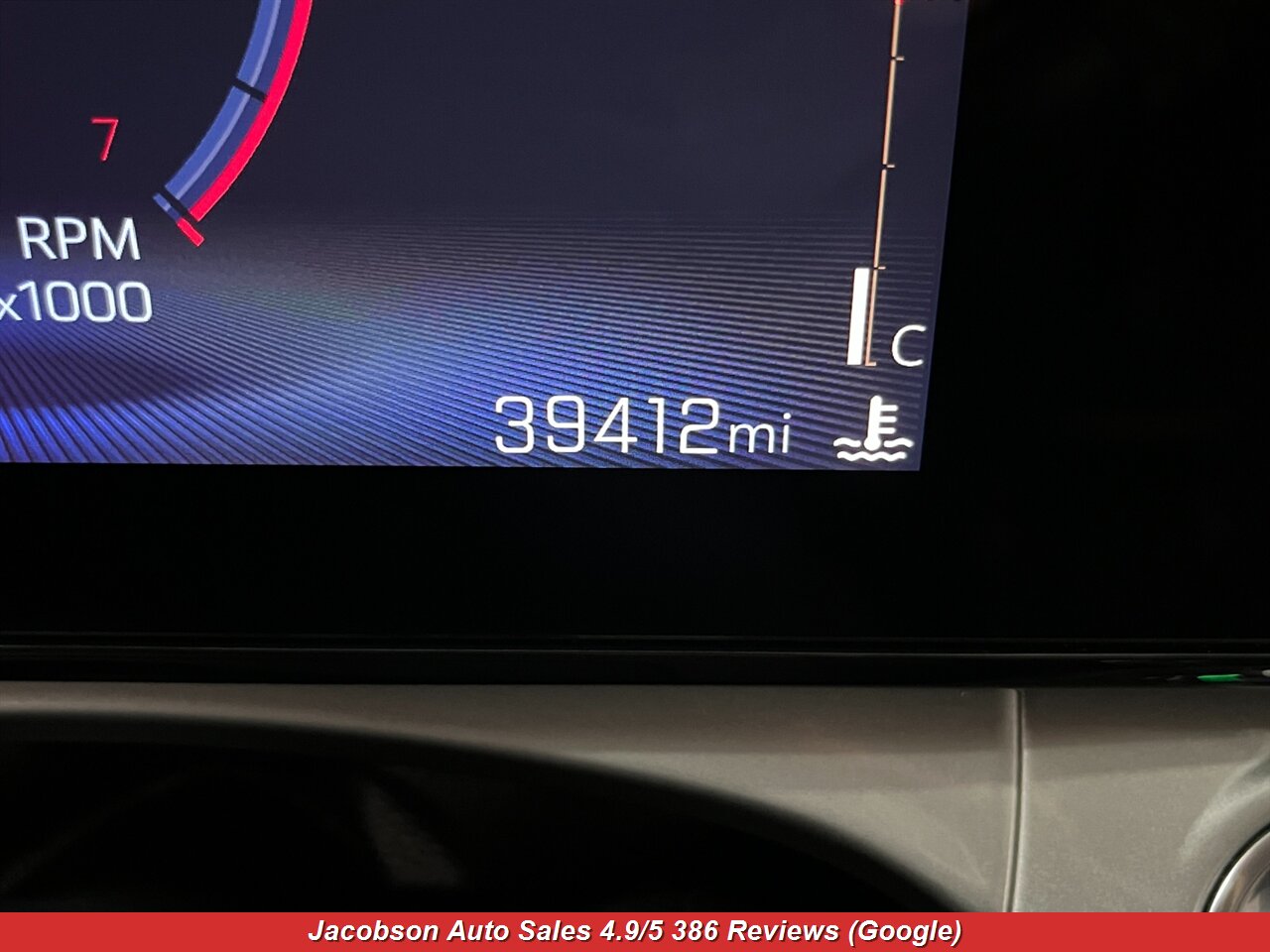 2025 Chevrolet Trax LT - Photo 11 - Oshkosh, WI 54901