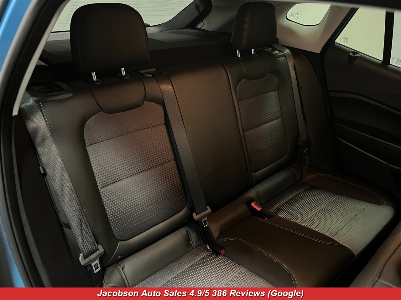 2025 Chevrolet Trax LT - Photo 35 - Oshkosh, WI 54901