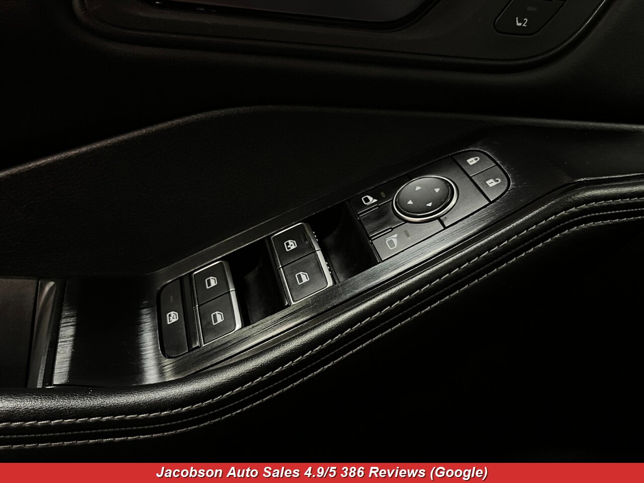 2023 Nissan Rogue SL AWD - Photo 2 - Oshkosh, WI 54901
