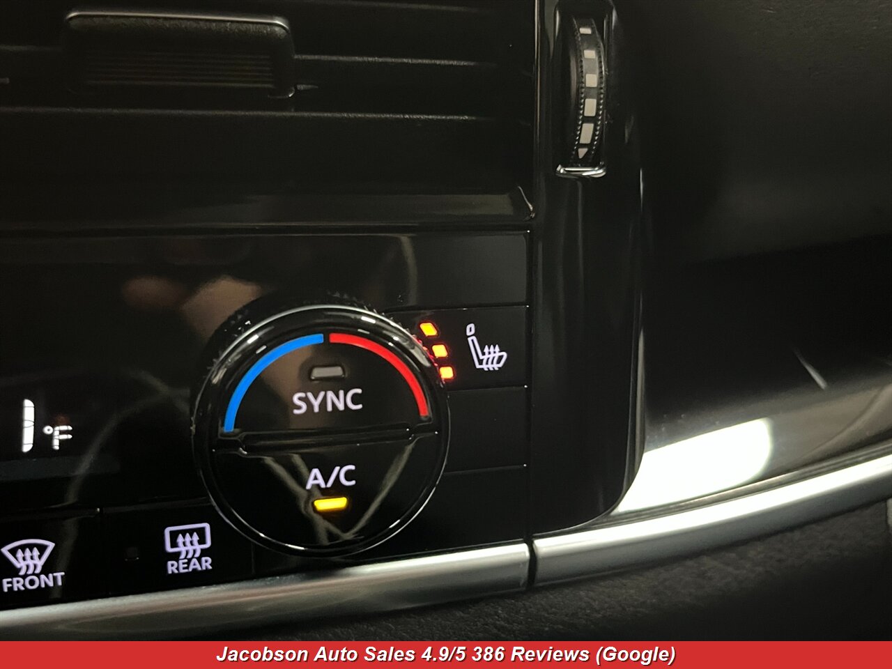 2023 Nissan Rogue SL AWD - Photo 17 - Oshkosh, WI 54901