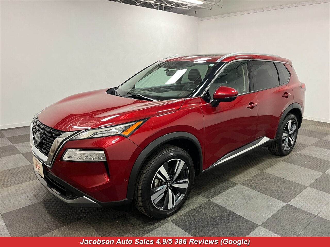 2023 Nissan Rogue SL AWD   - Photo 1 - Oshkosh, WI 54901