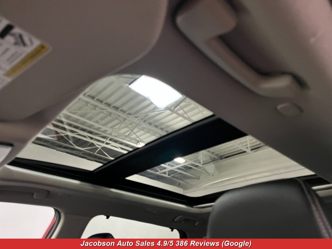 2023 Nissan Rogue SL AWD - Photo 24 - Oshkosh, WI 54901