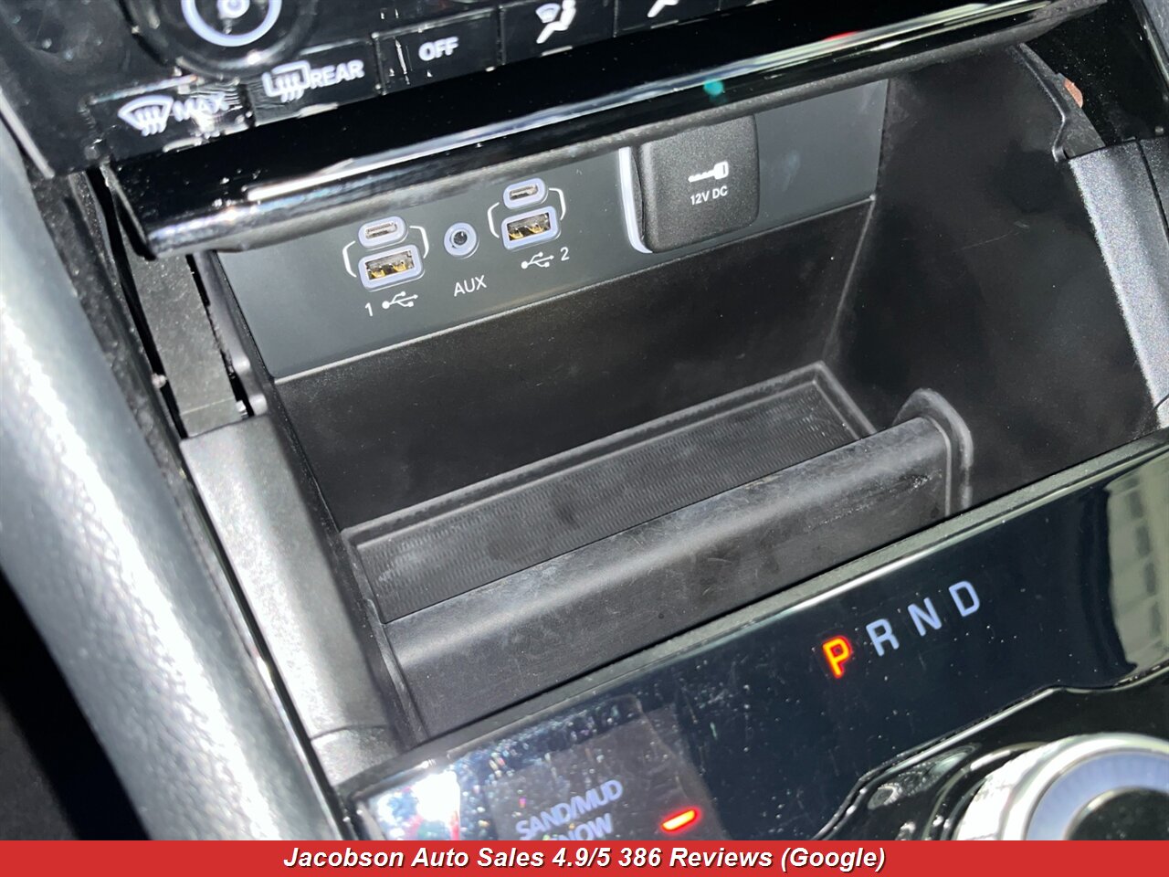 2023 Jeep Grand Cherokee Limited 4x4 - Photo 23 - Oshkosh, WI 54901