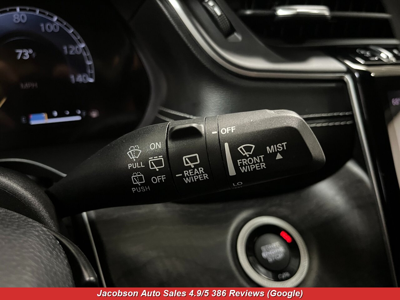 2023 Jeep Grand Cherokee Limited 4x4 - Photo 13 - Oshkosh, WI 54901