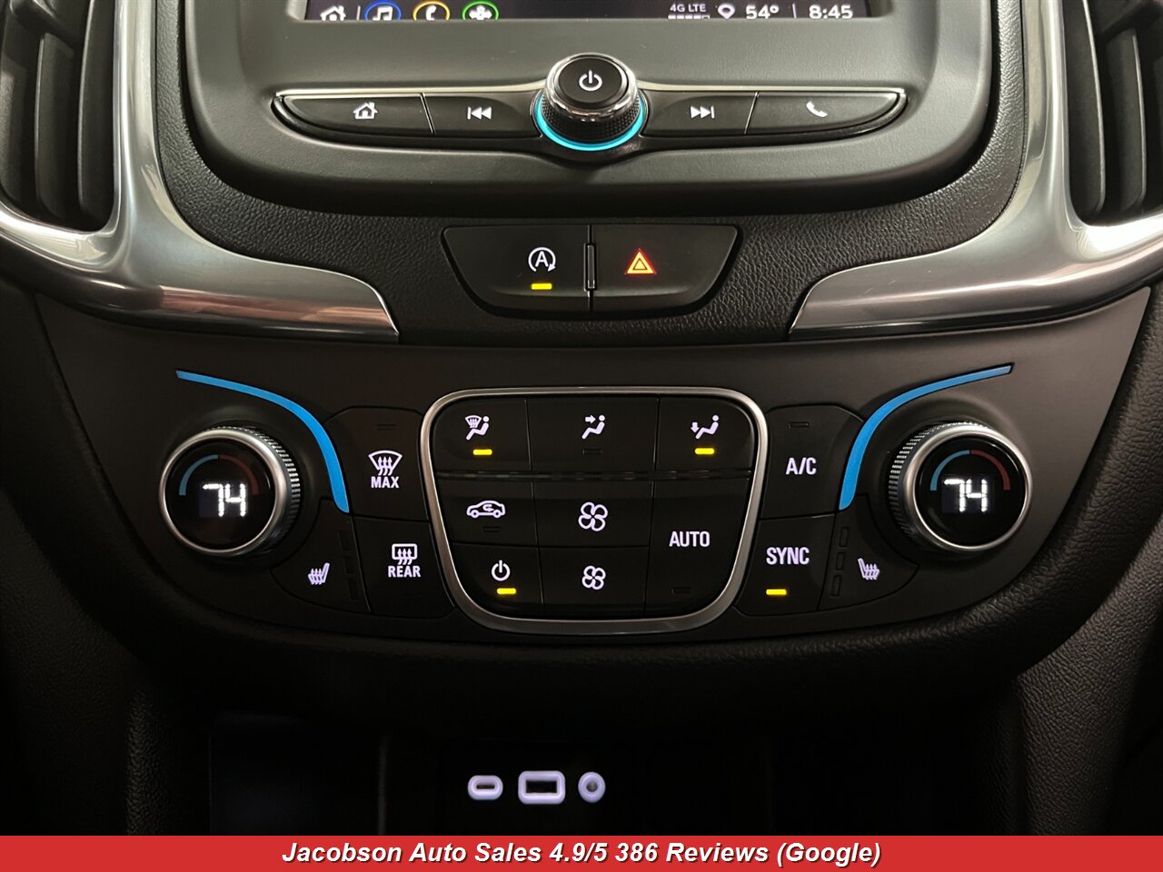 2023 Chevrolet Equinox LT 4x4 - Photo 20 - Oshkosh, WI 54901