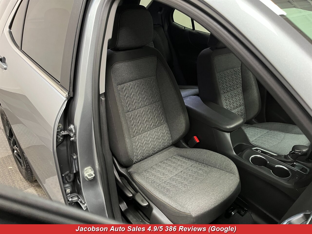 2023 Chevrolet Equinox LT 4x4 - Photo 41 - Oshkosh, WI 54901