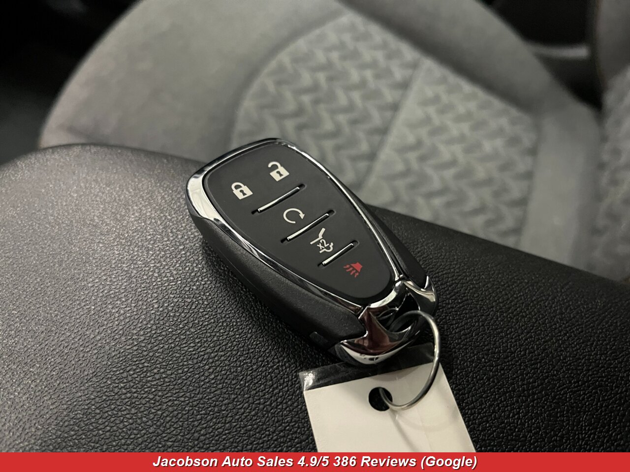 2023 Chevrolet Equinox LT 4x4 - Photo 25 - Oshkosh, WI 54901