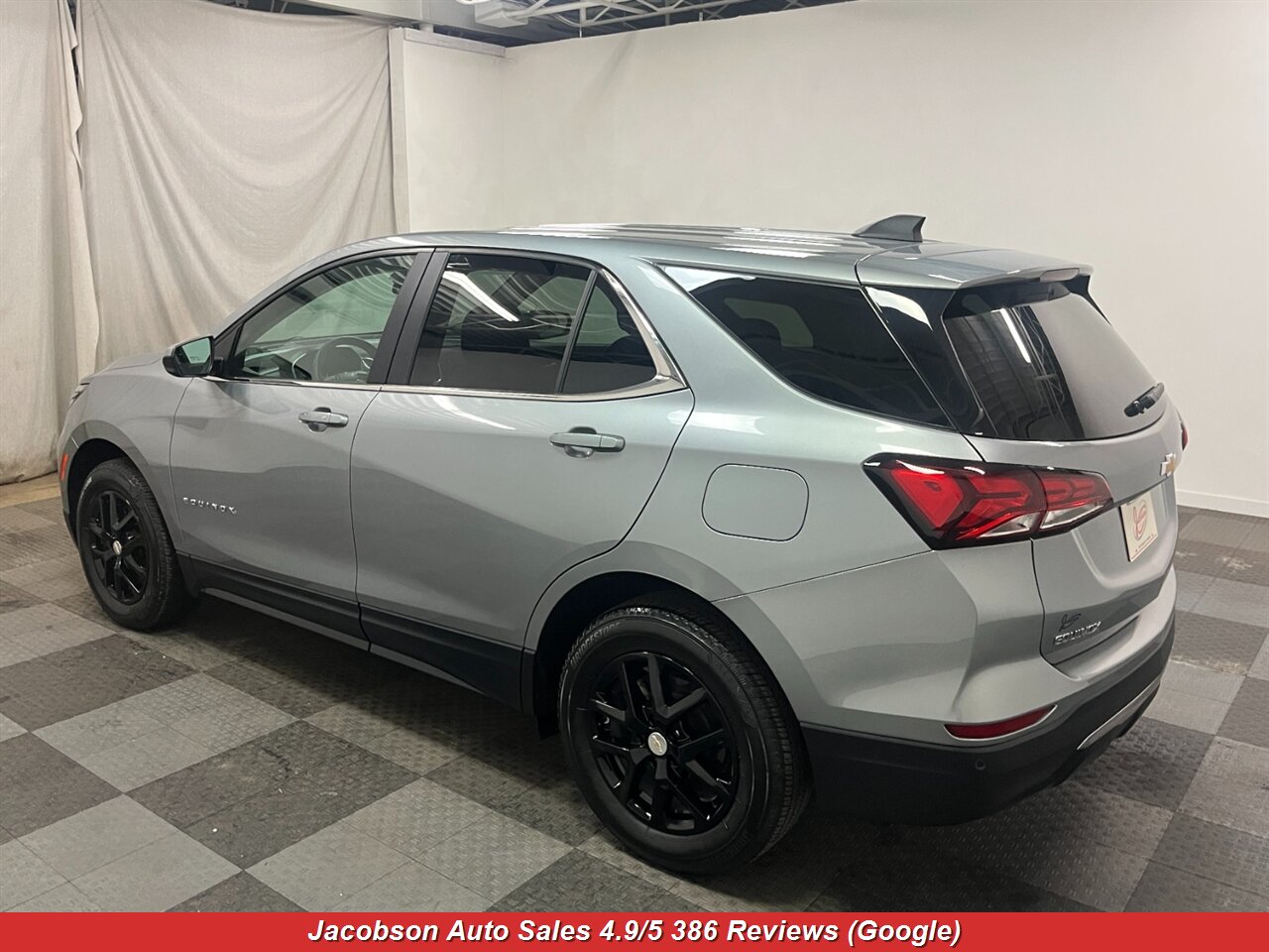 2023 Chevrolet Equinox LT 4x4 - Photo 49 - Oshkosh, WI 54901