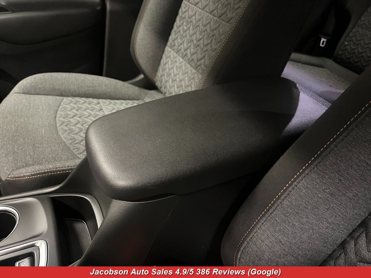 2023 Chevrolet Equinox LT 4x4 - Photo 24 - Oshkosh, WI 54901