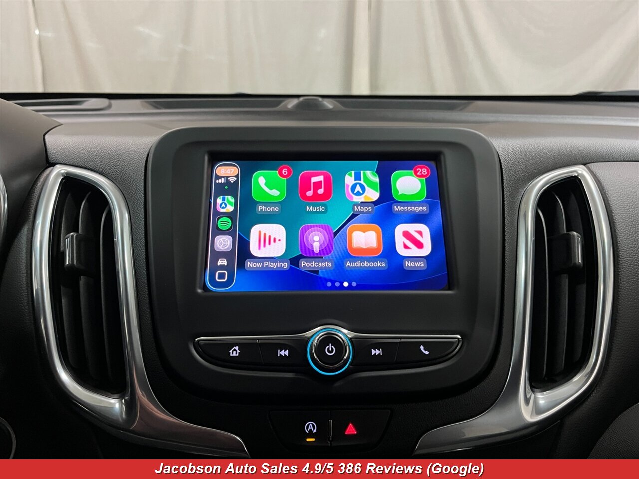 2023 Chevrolet Equinox LT 4x4 - Photo 18 - Oshkosh, WI 54901