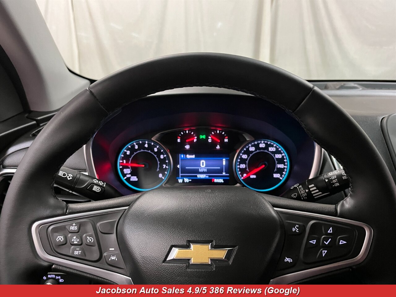 2023 Chevrolet Equinox LT 4x4 - Photo 10 - Oshkosh, WI 54901