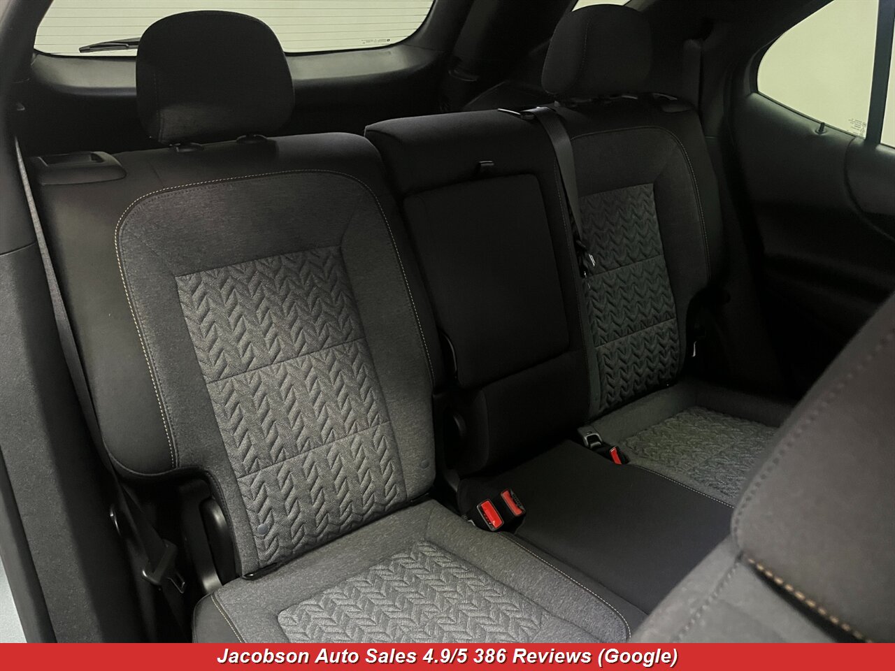 2023 Chevrolet Equinox LT 4x4 - Photo 38 - Oshkosh, WI 54901