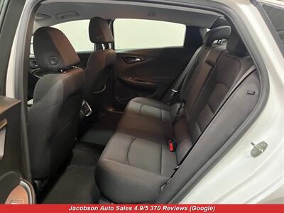 2023 Chevrolet Malibu LT   - Photo 34 - Oshkosh, WI 54901