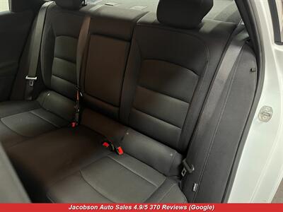 2023 Chevrolet Malibu LT   - Photo 35 - Oshkosh, WI 54901
