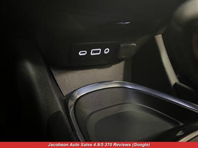 2023 Chevrolet Malibu LT   - Photo 18 - Oshkosh, WI 54901