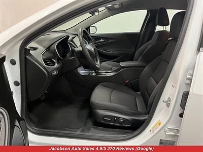 2023 Chevrolet Malibu LT   - Photo 30 - Oshkosh, WI 54901