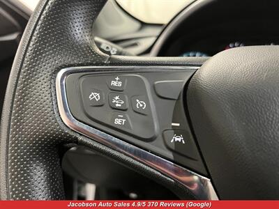 2023 Chevrolet Malibu LT   - Photo 4 - Oshkosh, WI 54901