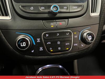 2023 Chevrolet Malibu LT   - Photo 14 - Oshkosh, WI 54901