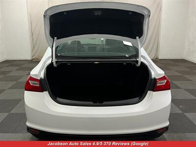 2023 Chevrolet Malibu LT   - Photo 41 - Oshkosh, WI 54901