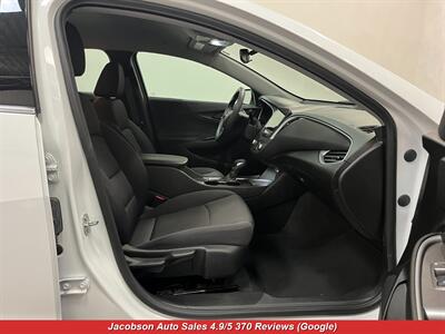 2023 Chevrolet Malibu LT   - Photo 50 - Oshkosh, WI 54901