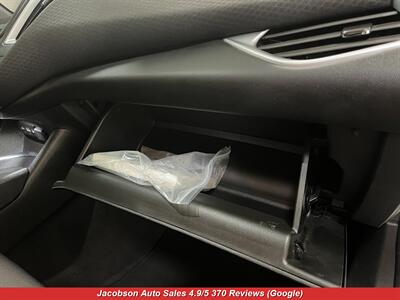 2023 Chevrolet Malibu LT   - Photo 49 - Oshkosh, WI 54901