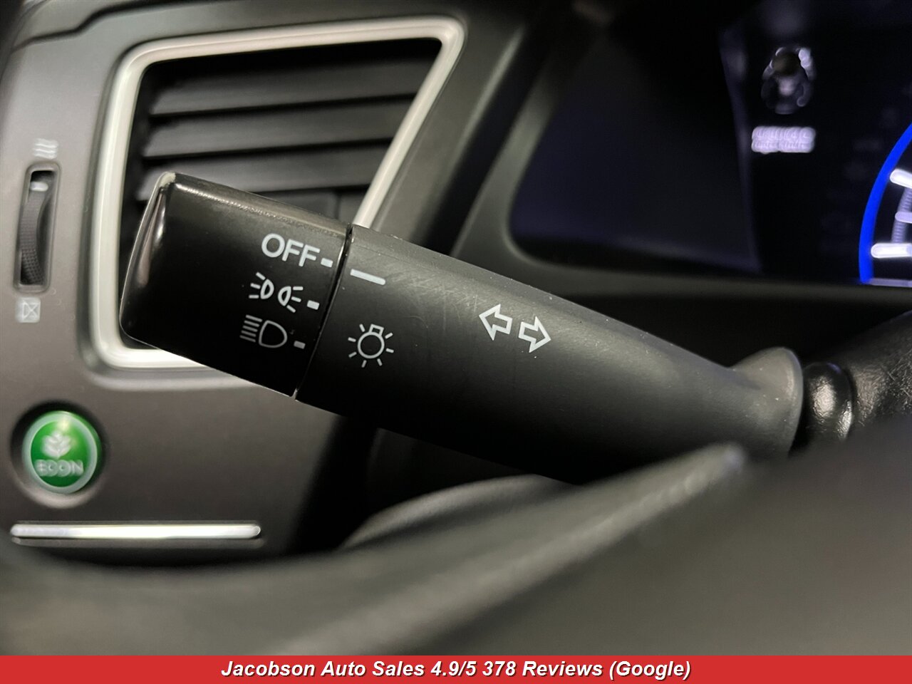 2015 Honda Civic LX - Photo 5 - Oshkosh, WI 54901