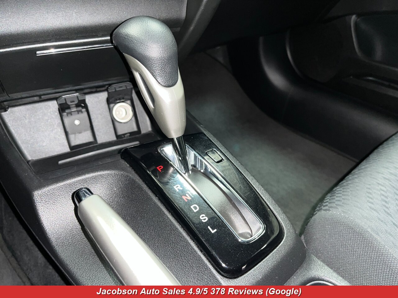 2015 Honda Civic LX - Photo 14 - Oshkosh, WI 54901