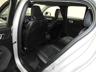 2024 Volvo XC40 B5 Plus Bright Theme AWD   - Photo 32 - Oshkosh, WI 54901