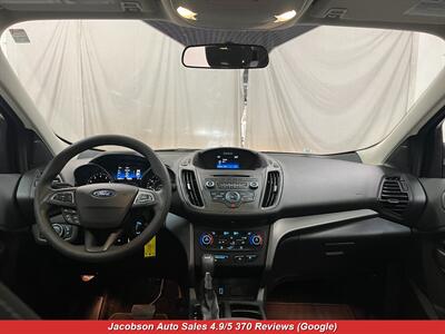 2017 Ford Escape SE   - Photo 47 - Oshkosh, WI 54901