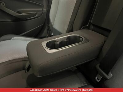 2017 Ford Escape SE   - Photo 31 - Oshkosh, WI 54901