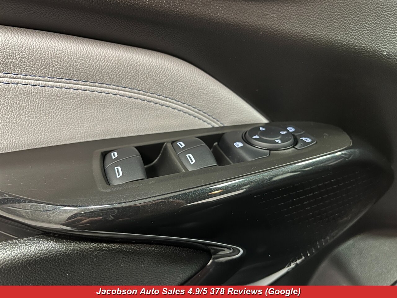 2024 Chevrolet Trax LT - Photo 32 - Oshkosh, WI 54901