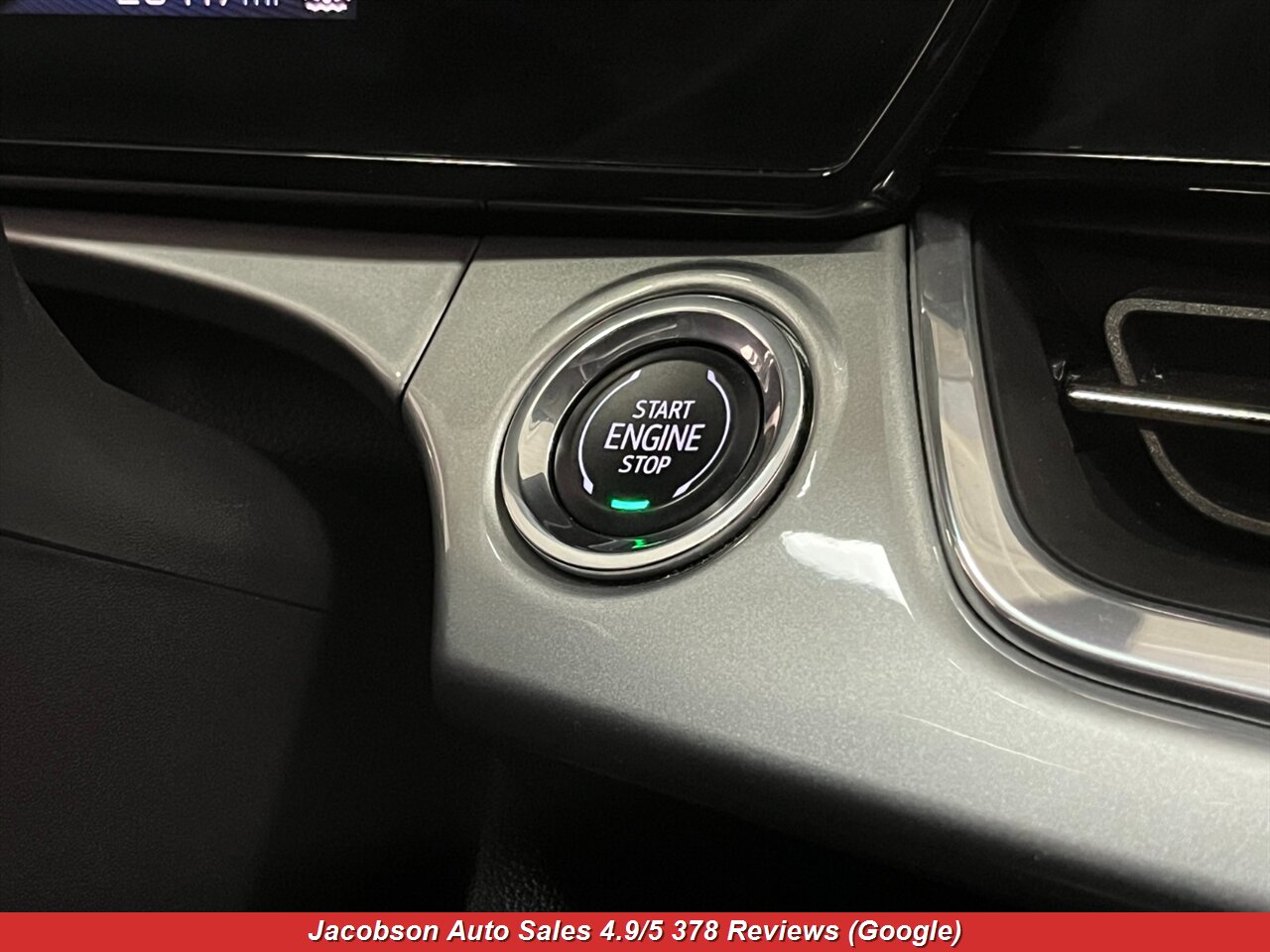 2024 Chevrolet Trax LT - Photo 15 - Oshkosh, WI 54901