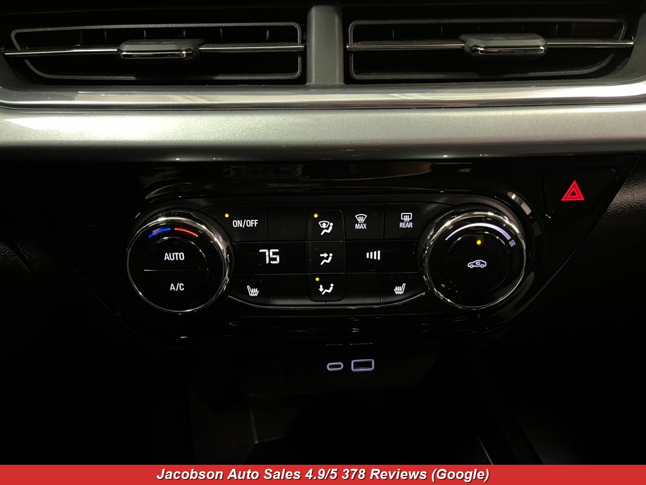 2024 Chevrolet Trax LT - Photo 21 - Oshkosh, WI 54901