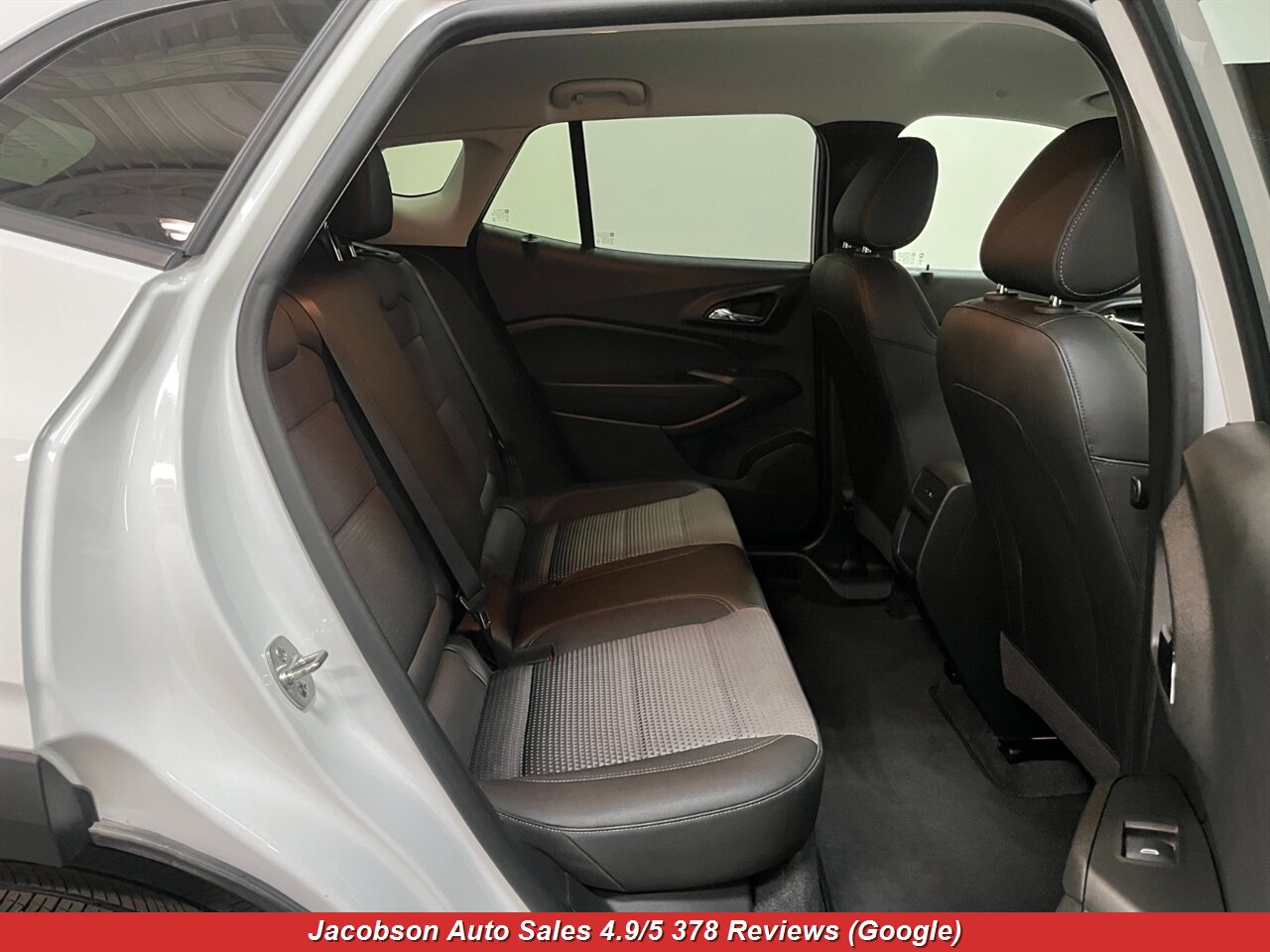 2024 Chevrolet Trax LT - Photo 40 - Oshkosh, WI 54901