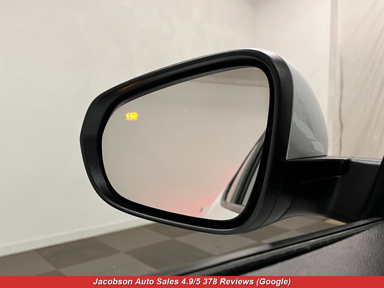 2024 Chevrolet Trax LT - Photo 31 - Oshkosh, WI 54901