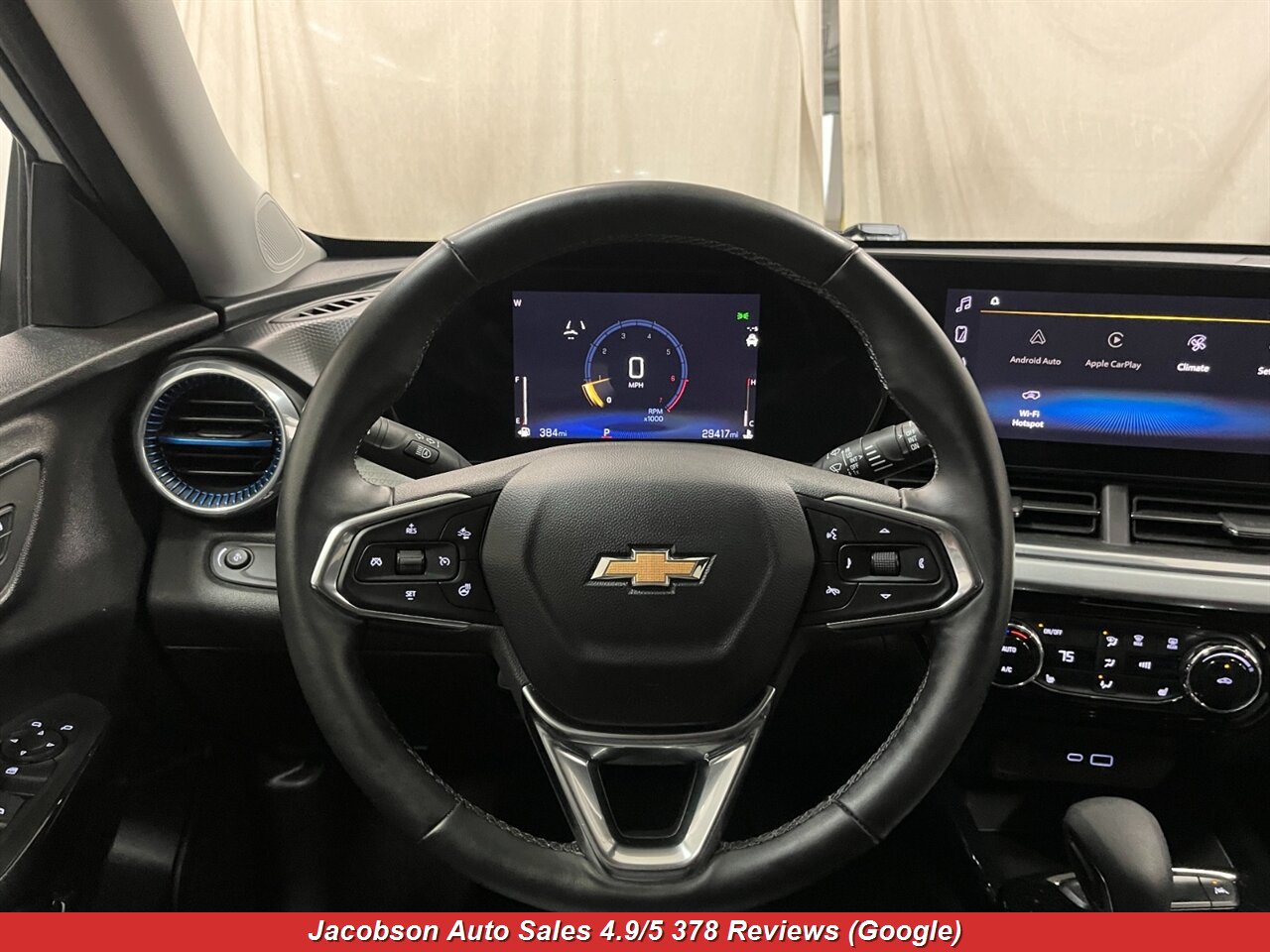 2024 Chevrolet Trax LT - Photo 7 - Oshkosh, WI 54901