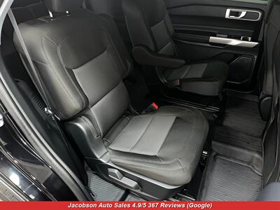 2023 Ford Explorer XLT AWD   - Photo 38 - Oshkosh, WI 54901