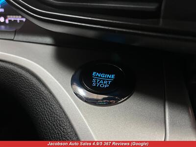2023 Ford Explorer XLT AWD   - Photo 14 - Oshkosh, WI 54901