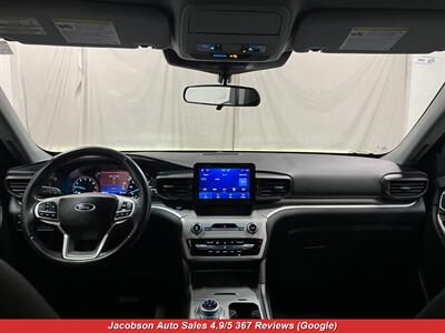 2023 Ford Explorer XLT AWD   - Photo 15 - Oshkosh, WI 54901
