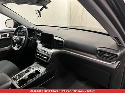 2023 Ford Explorer XLT AWD   - Photo 43 - Oshkosh, WI 54901