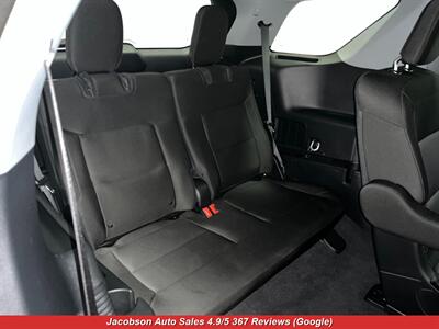 2023 Ford Explorer XLT AWD   - Photo 37 - Oshkosh, WI 54901