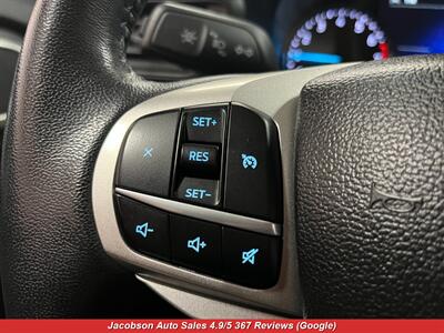 2023 Ford Explorer XLT AWD   - Photo 9 - Oshkosh, WI 54901