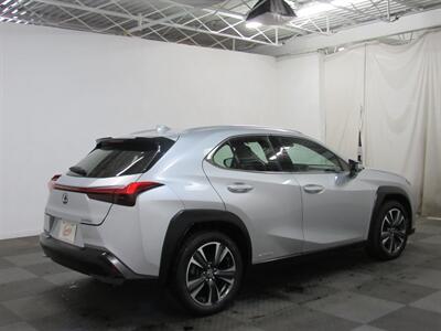 2020 Lexus UX 250h AWD   - Photo 40 - Oshkosh, WI 54901