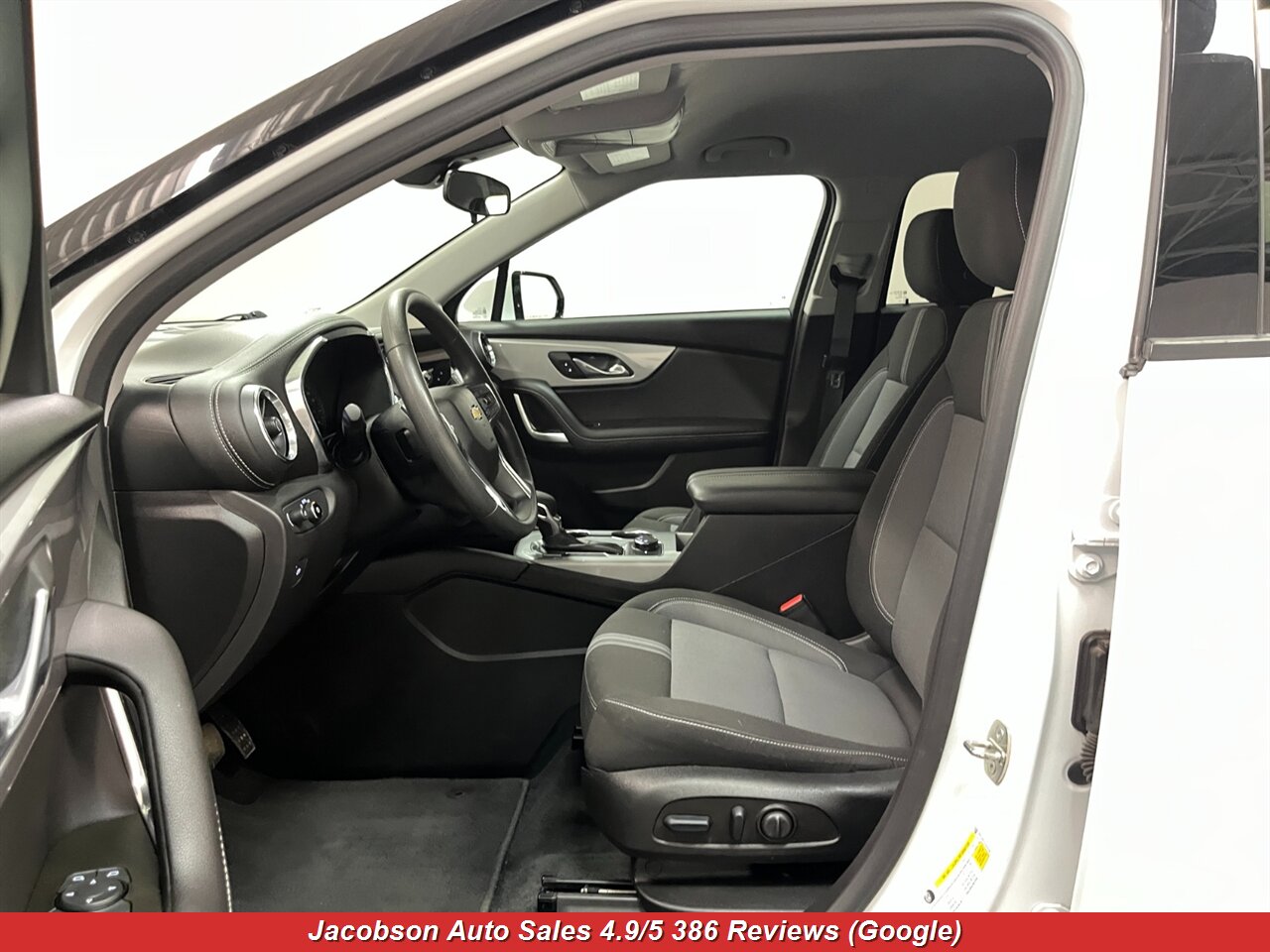 2023 Chevrolet Blazer 2LT AWD - Photo 27 - Oshkosh, WI 54901