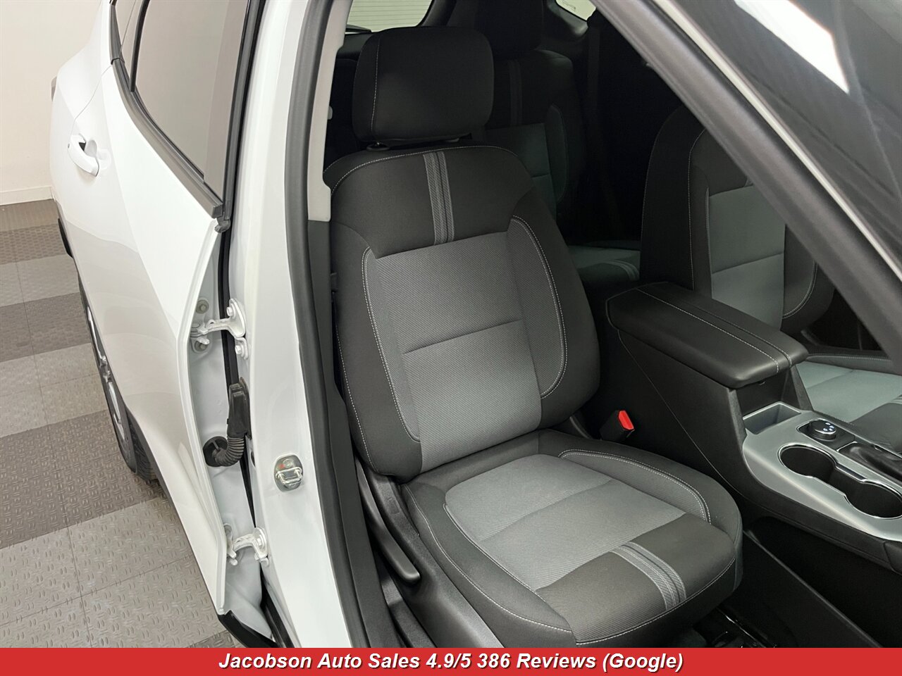 2023 Chevrolet Blazer 2LT AWD - Photo 37 - Oshkosh, WI 54901