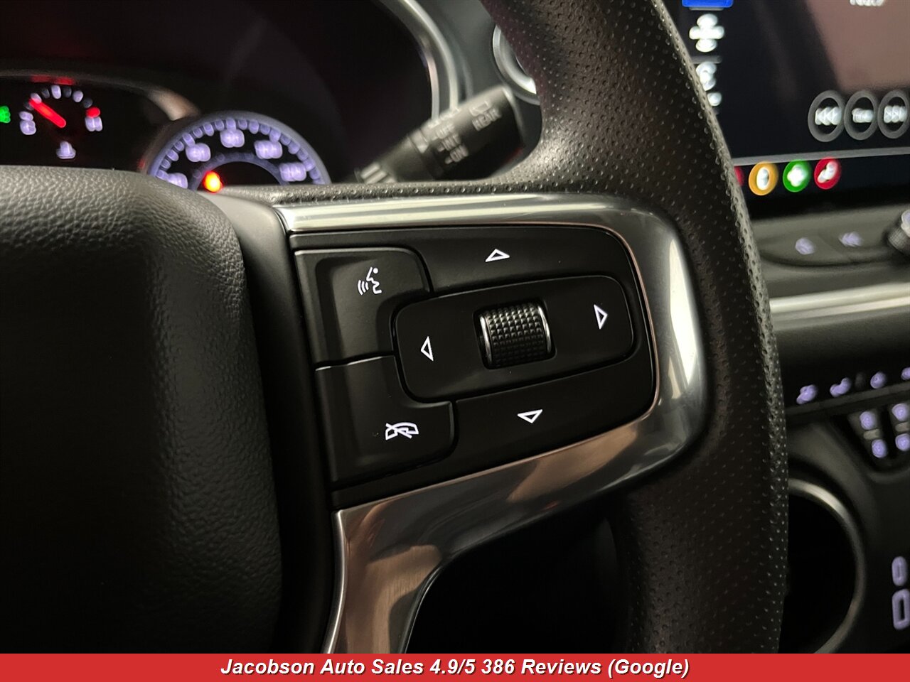 2023 Chevrolet Blazer 2LT AWD - Photo 13 - Oshkosh, WI 54901