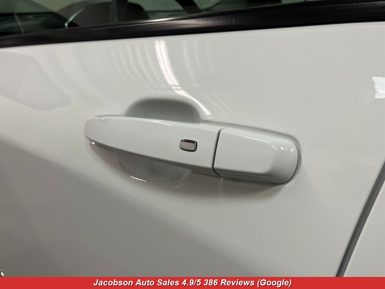 2021 Chevrolet Equinox LS 4x4 - Photo 23 - Oshkosh, WI 54901