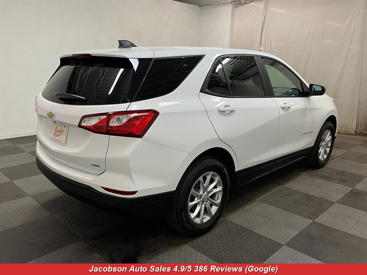 2021 Chevrolet Equinox LS 4x4 - Photo 39 - Oshkosh, WI 54901